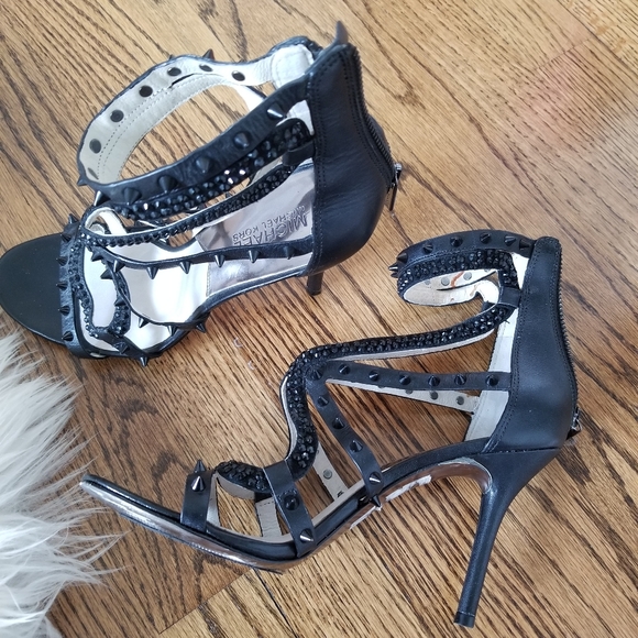 Michael Kors heels - Picture 3 of 4